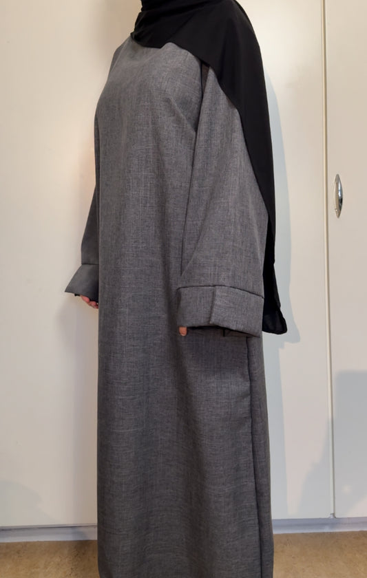 Mörkgrå Abaya
